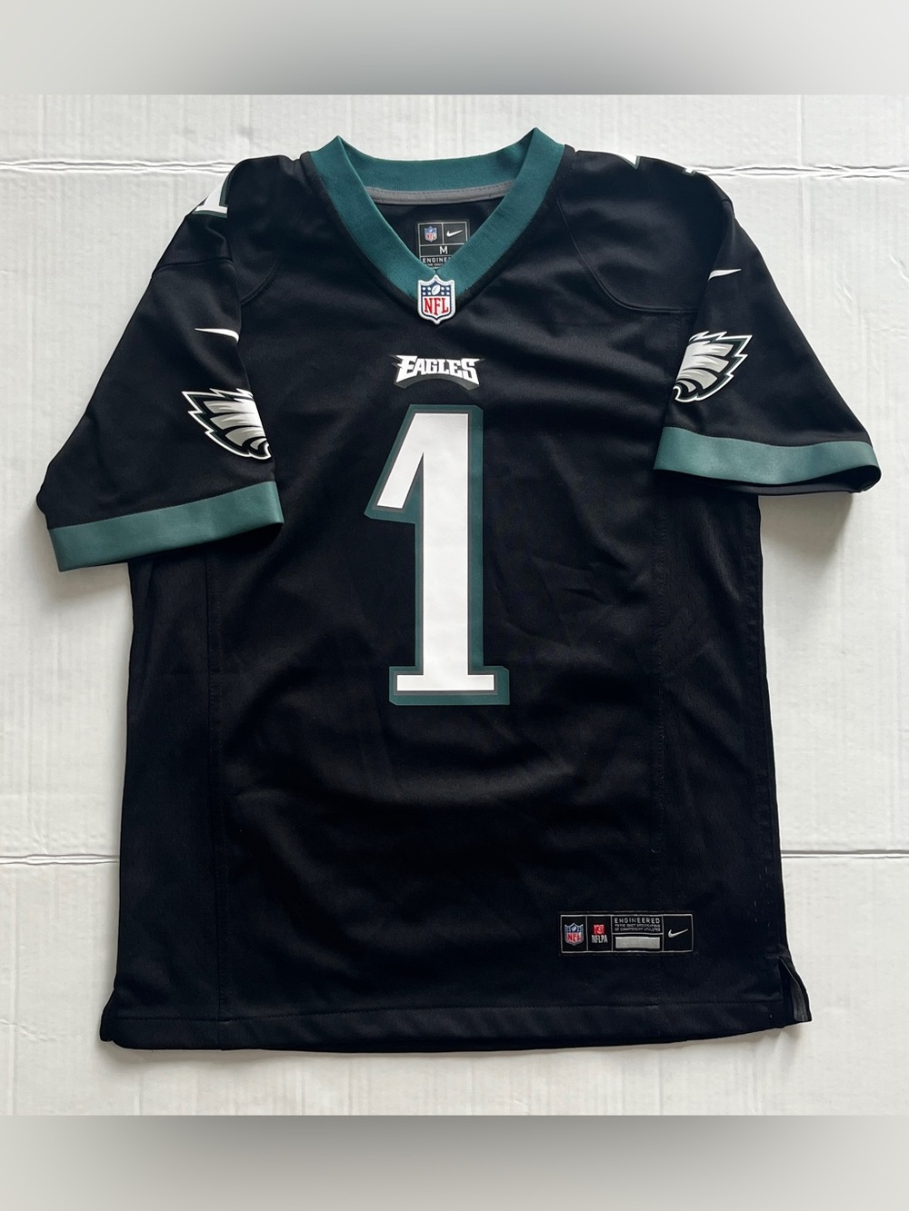 Jalen Hurts Eagles youth Nike jersey M